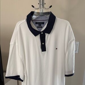 Tommy Hilfiger Polo in White with Dark Blue Details